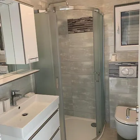 Tara's Apartman Supetar