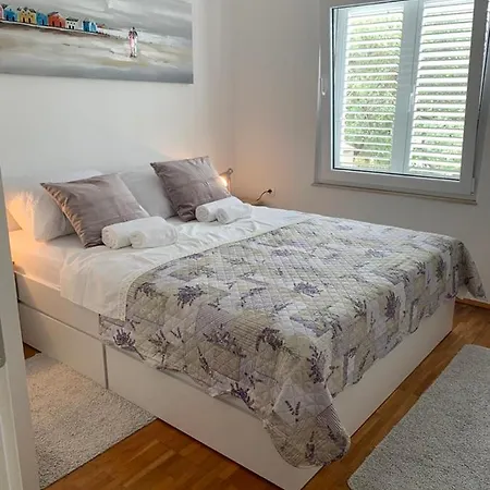 Tara's Apartment *